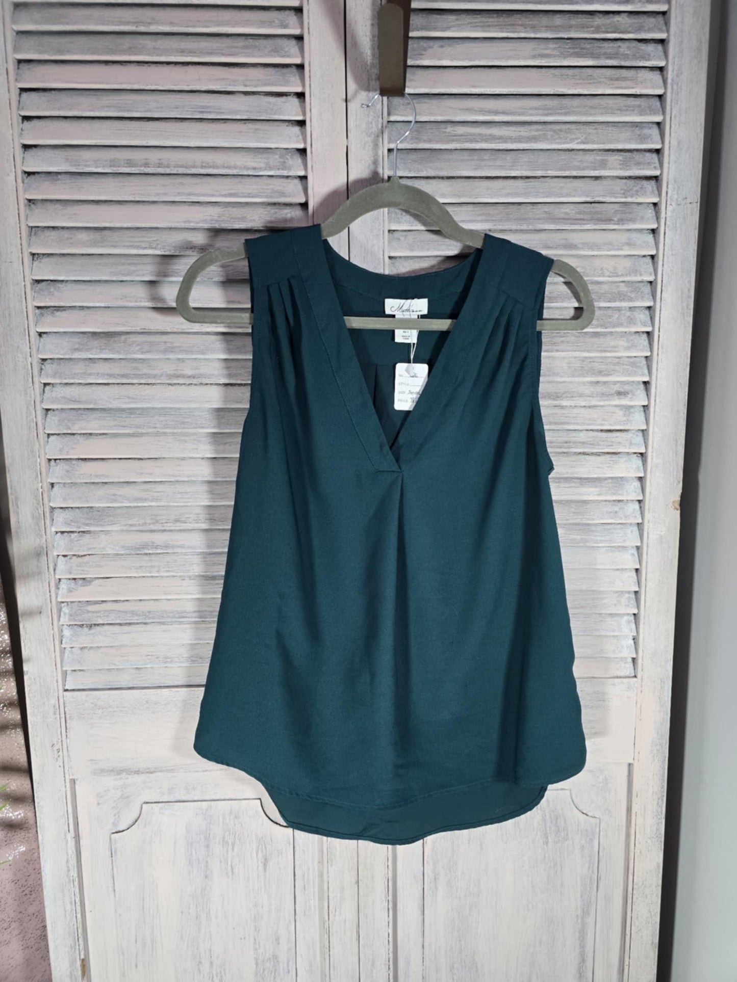 Mattaian Sleeveless Blouse