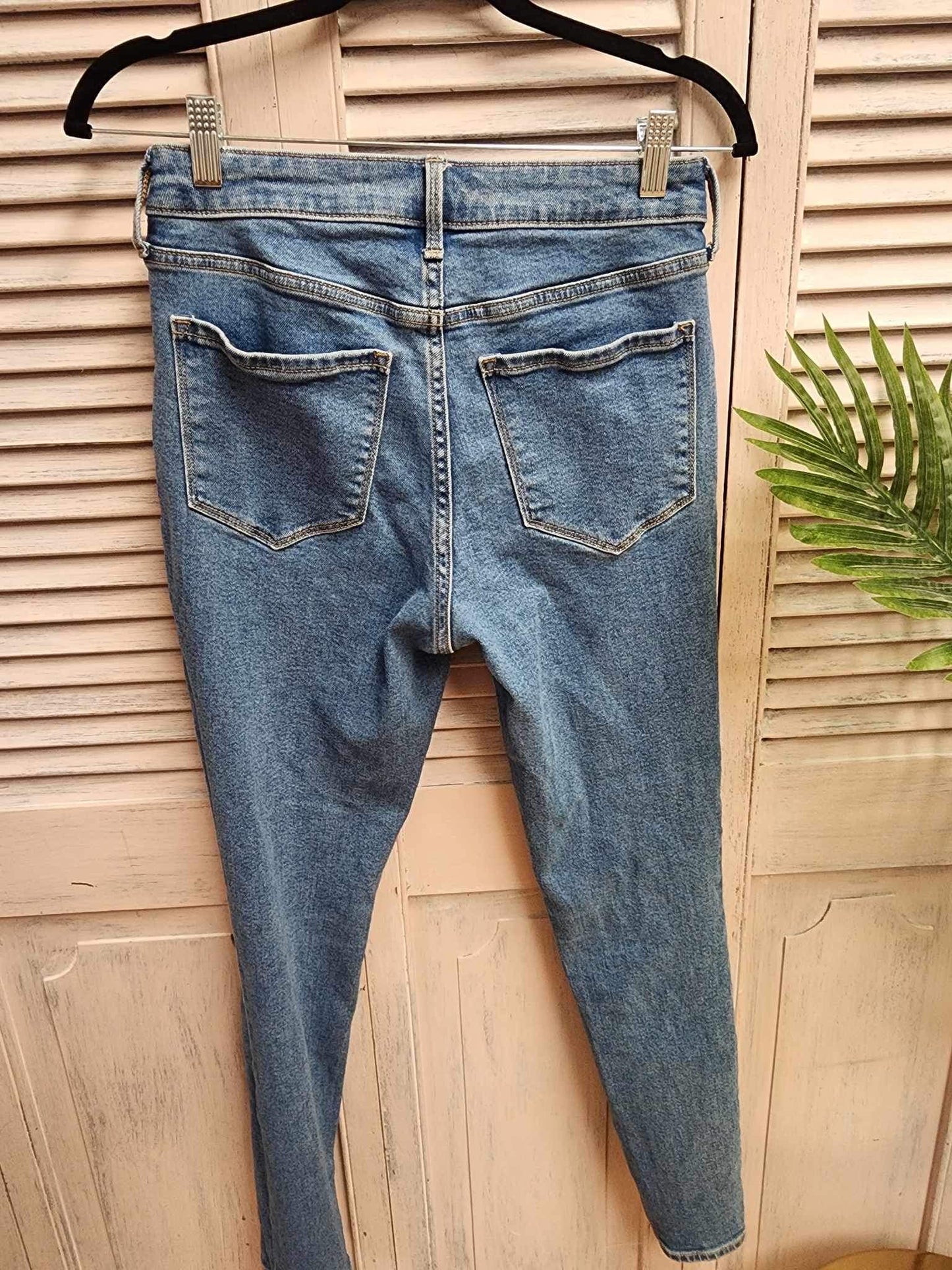 Old Navy Rockstar Super Skinny Jeans