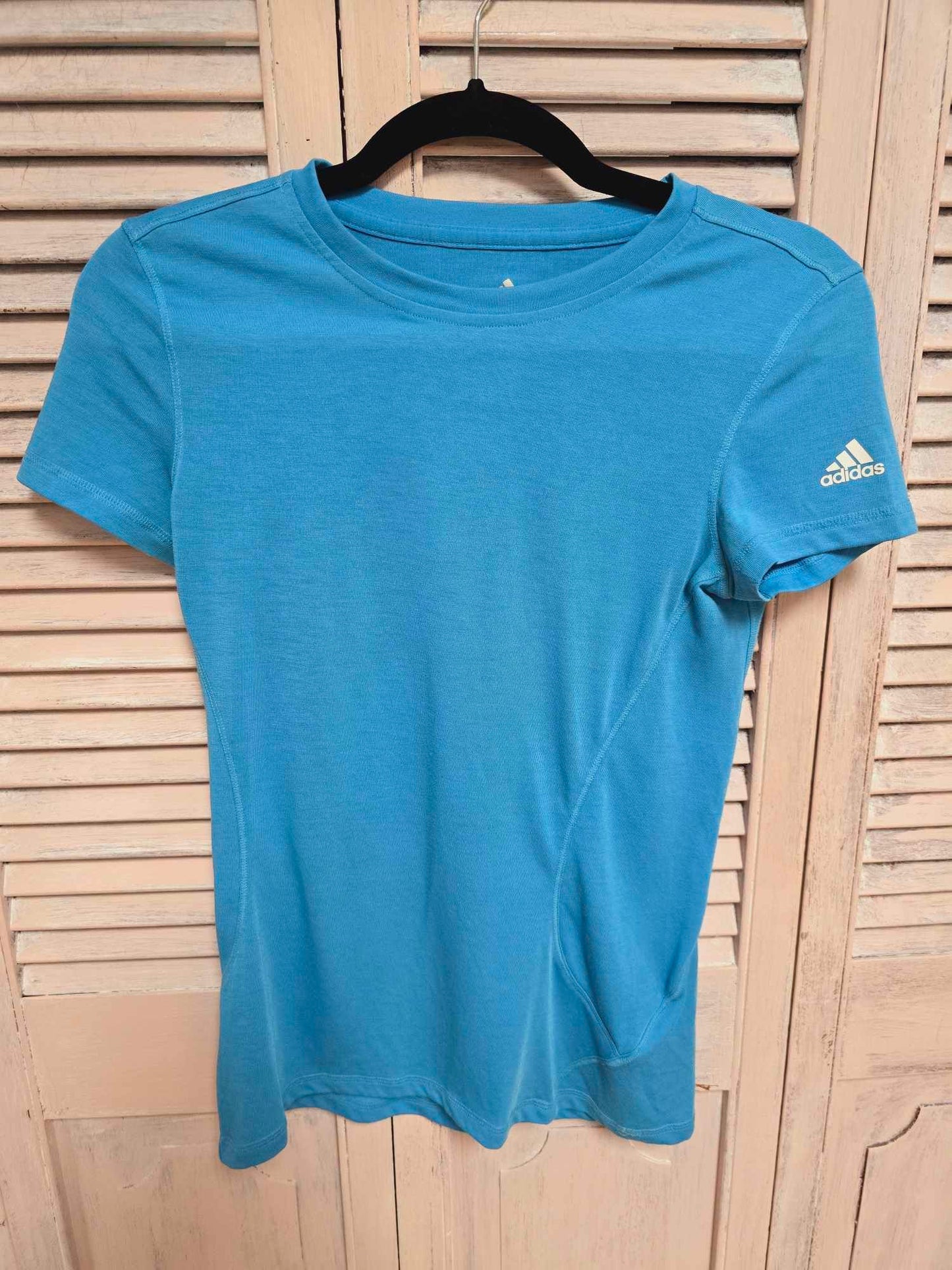 Adidas T-Shirt