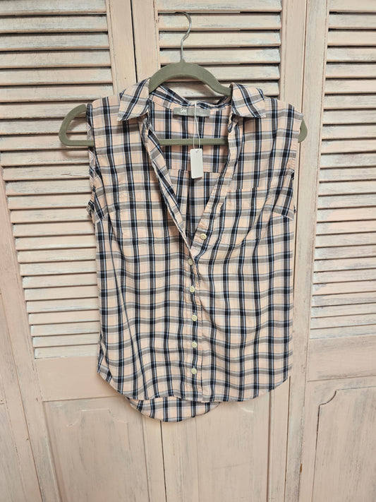 Lee Riders Sleeveless Button-up Top