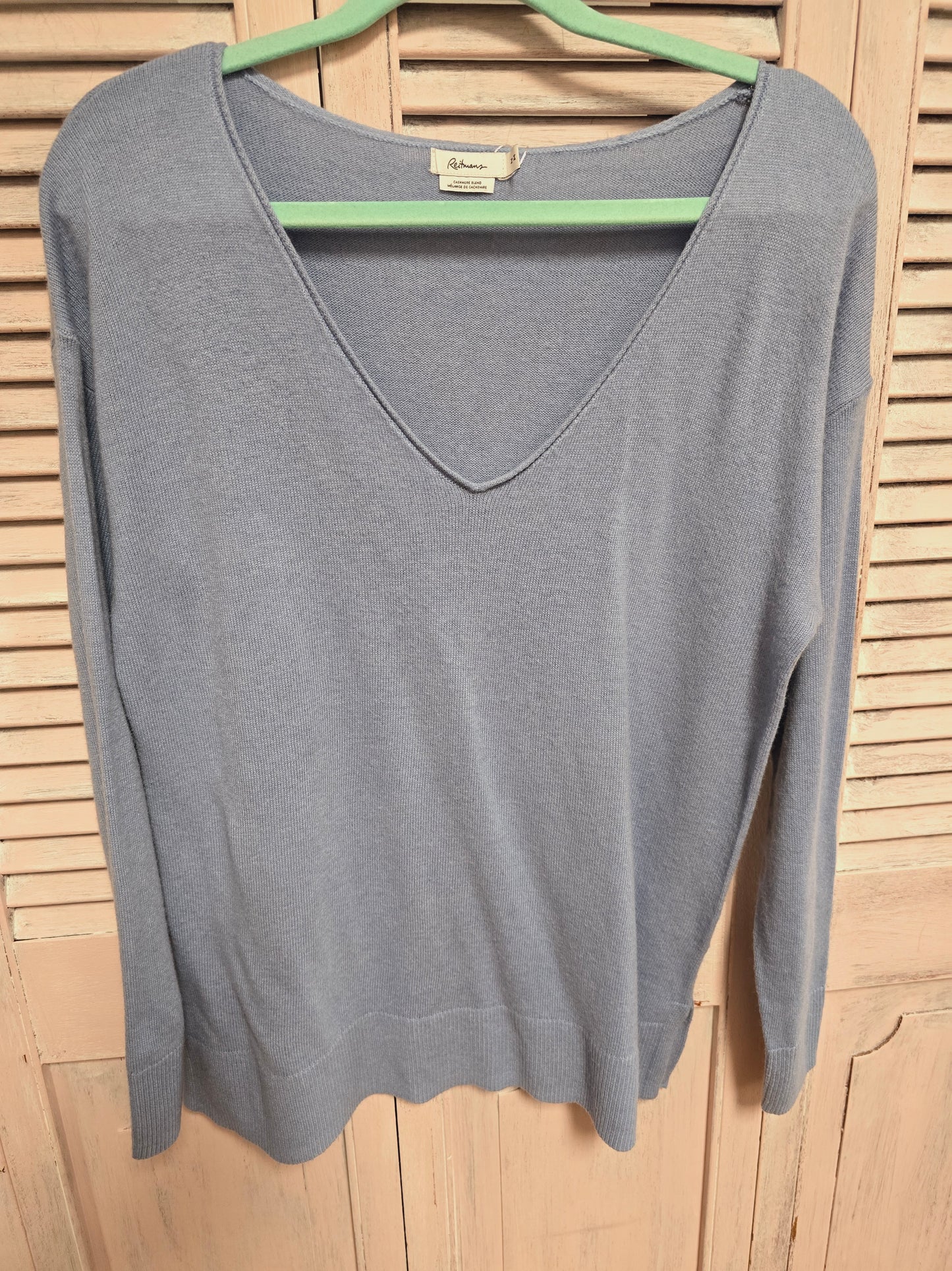 Reitmans V-Neck Sweater