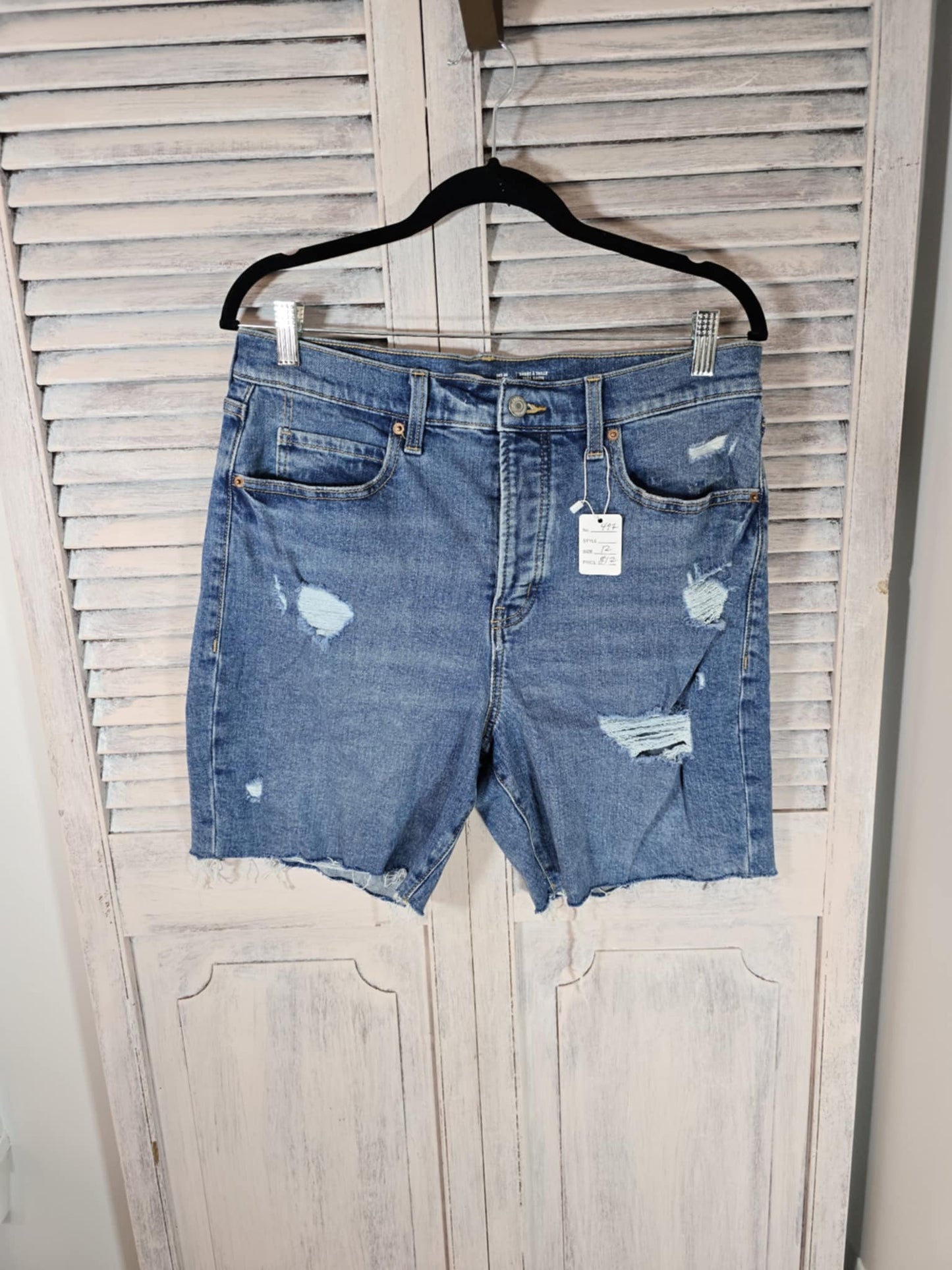 Old Navy Ski-Hi Extra High Rise Shorts