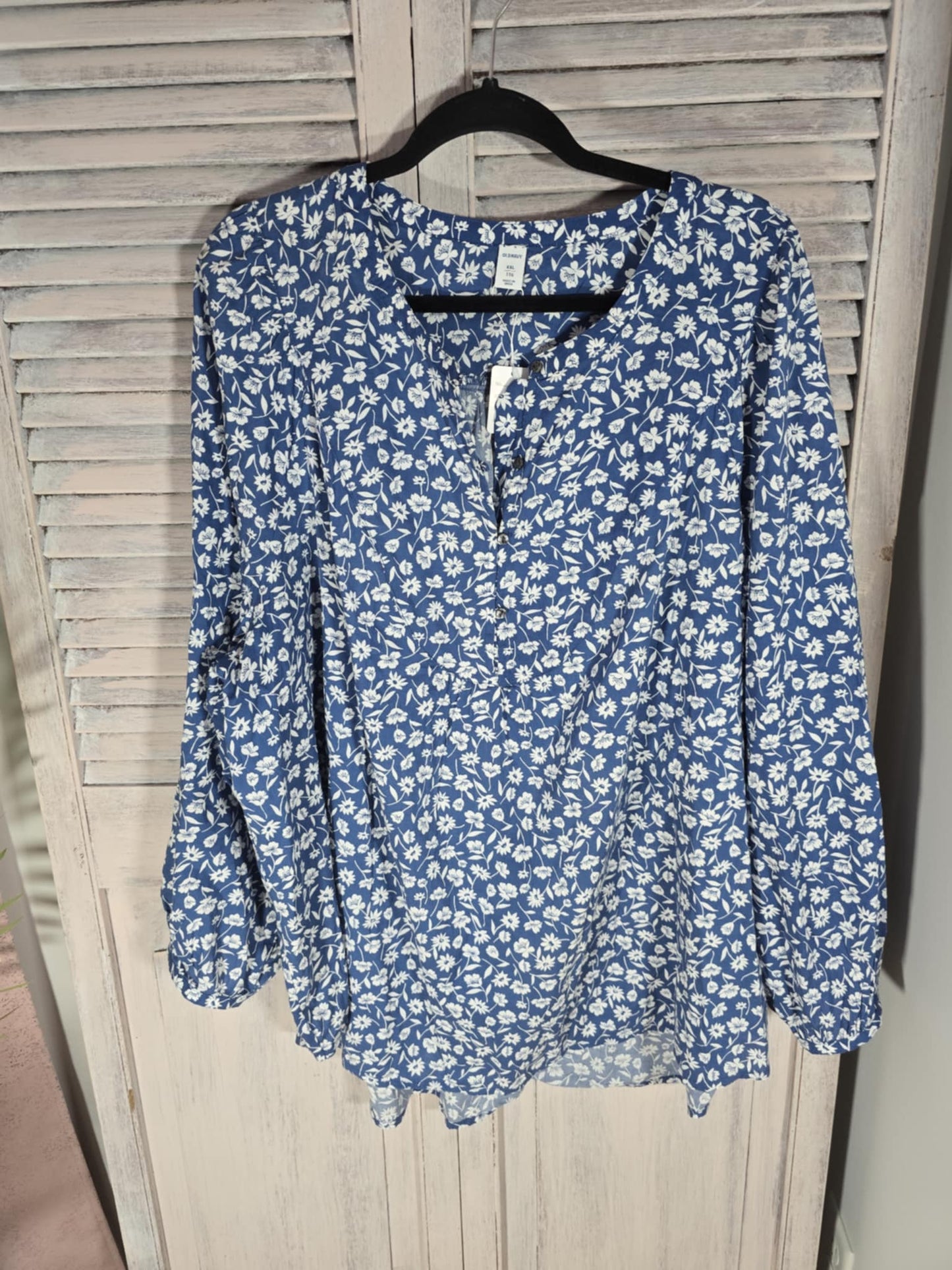 Old Navy Longsleeve Blouse