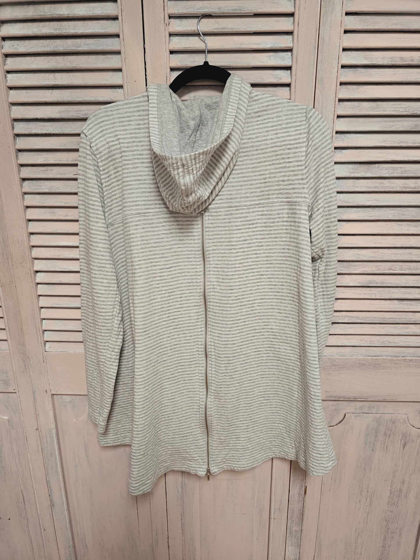 Liv Sweater/Cardigan