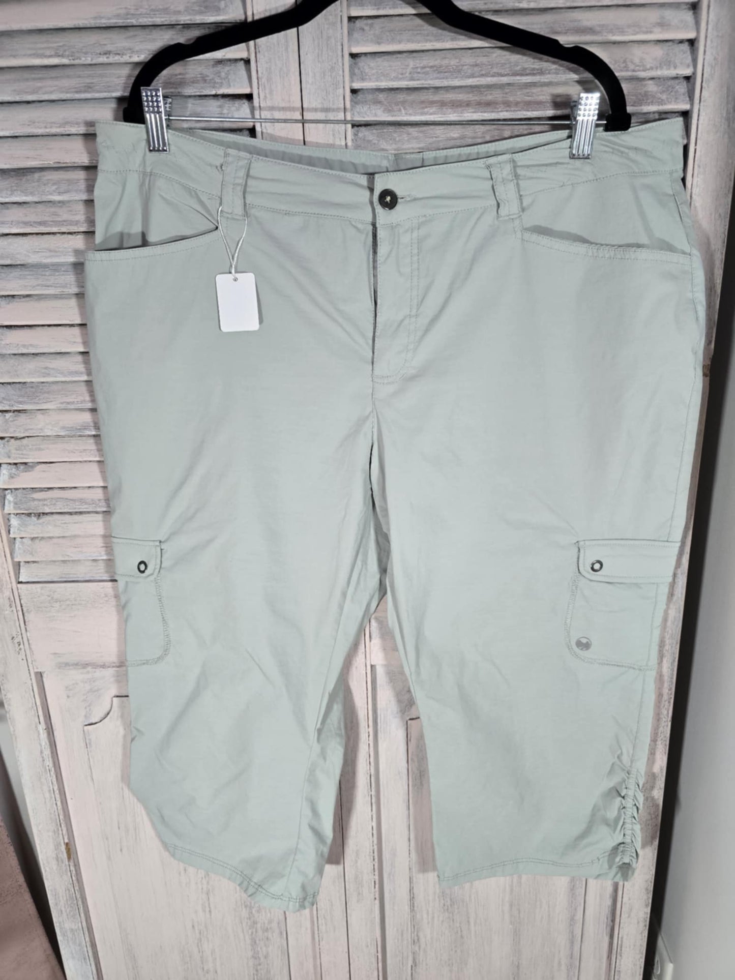 Wind River Capris