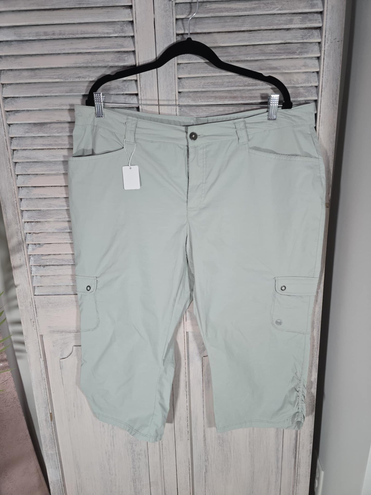 Wind River Capris