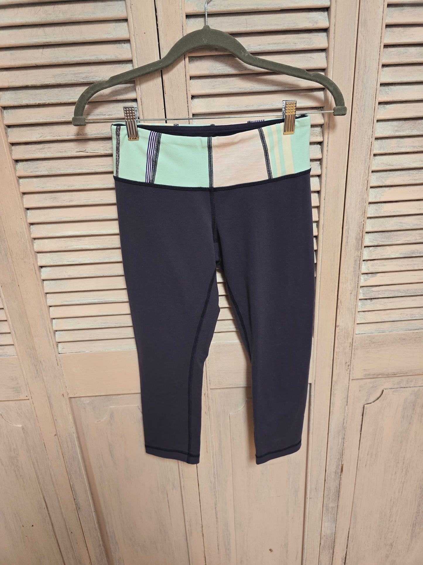 Lululemon Reversible Capris