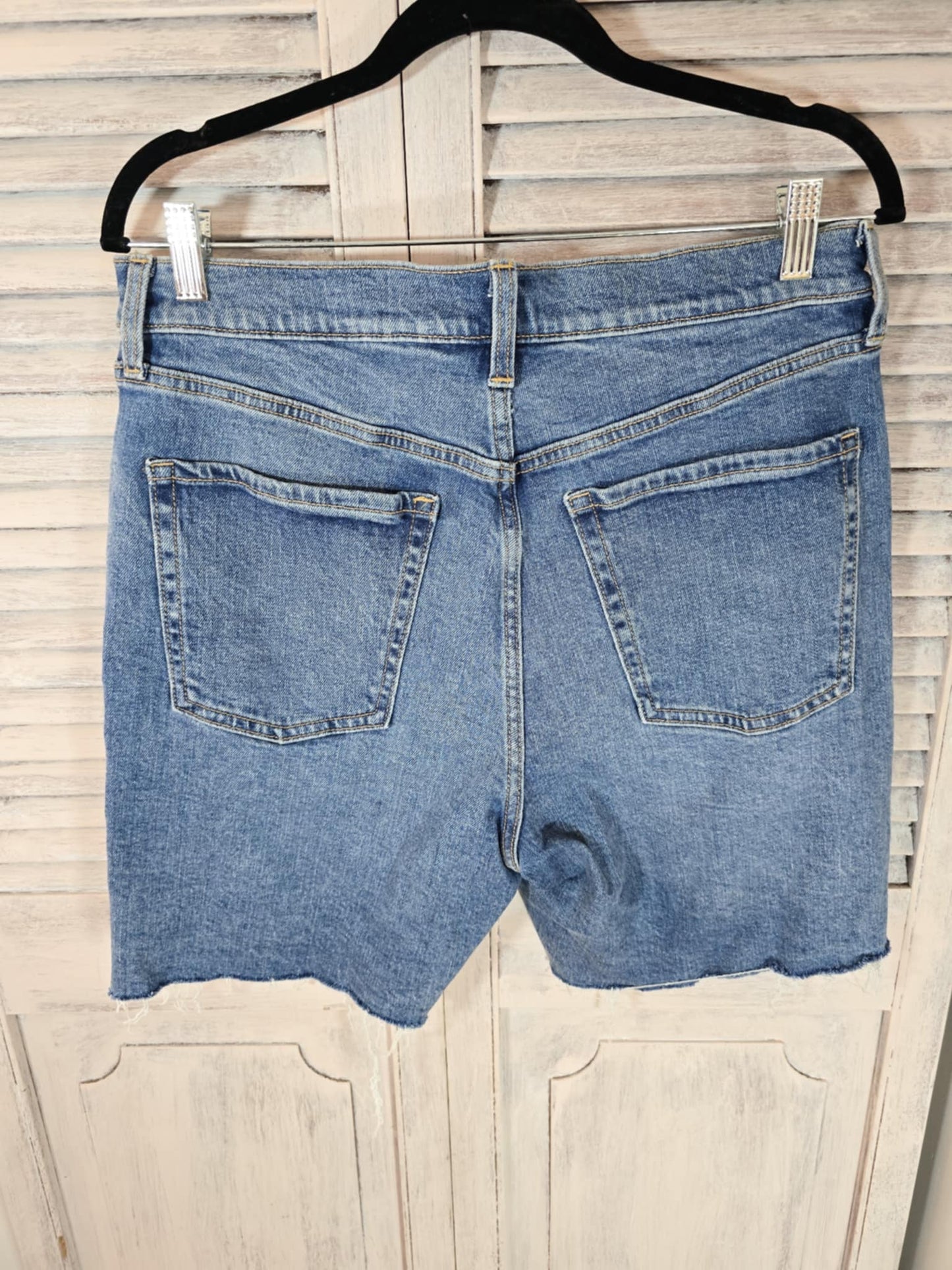 Old Navy Ski-Hi Extra High Rise Shorts