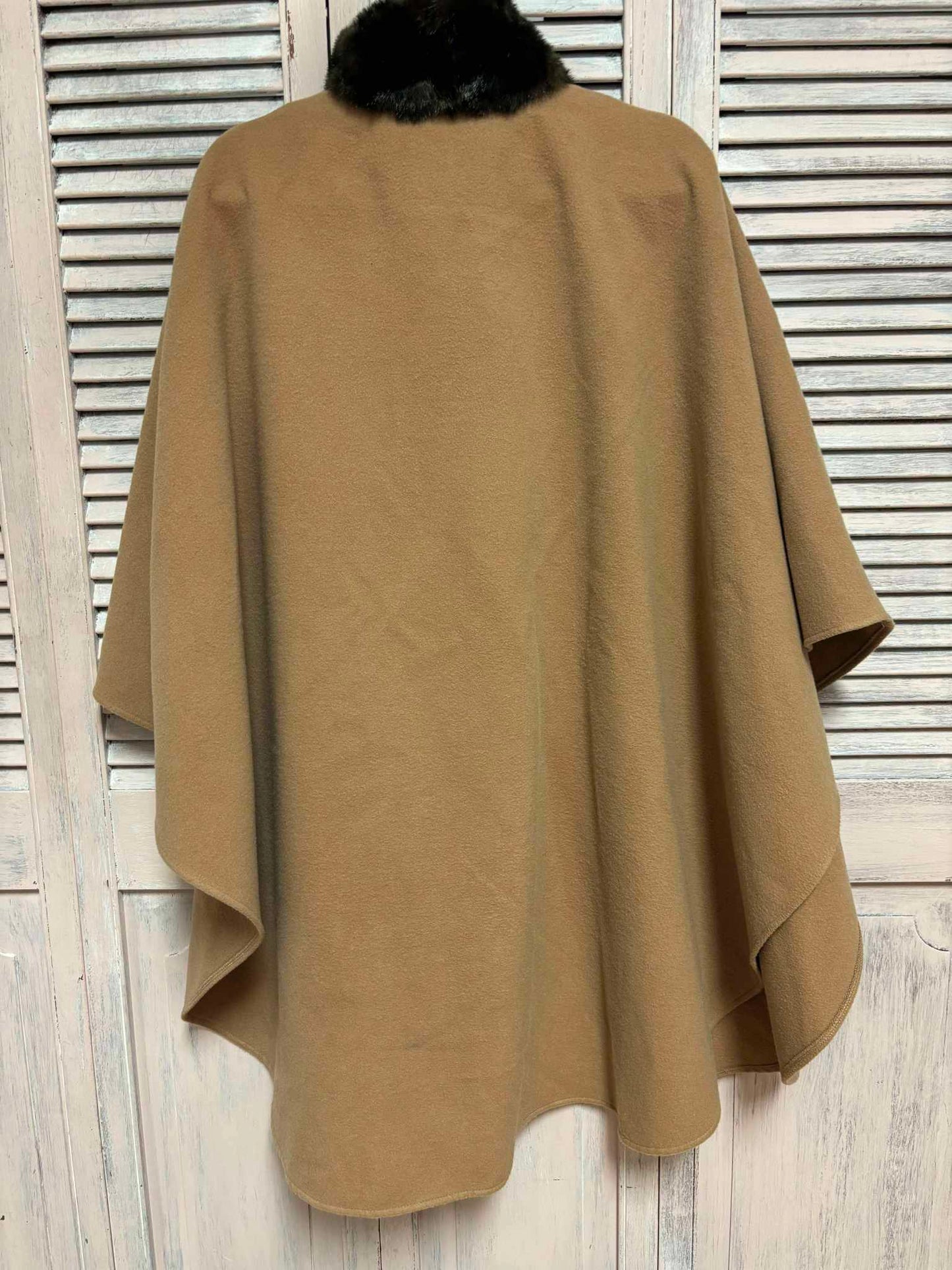 Novelti Poncho Jacket